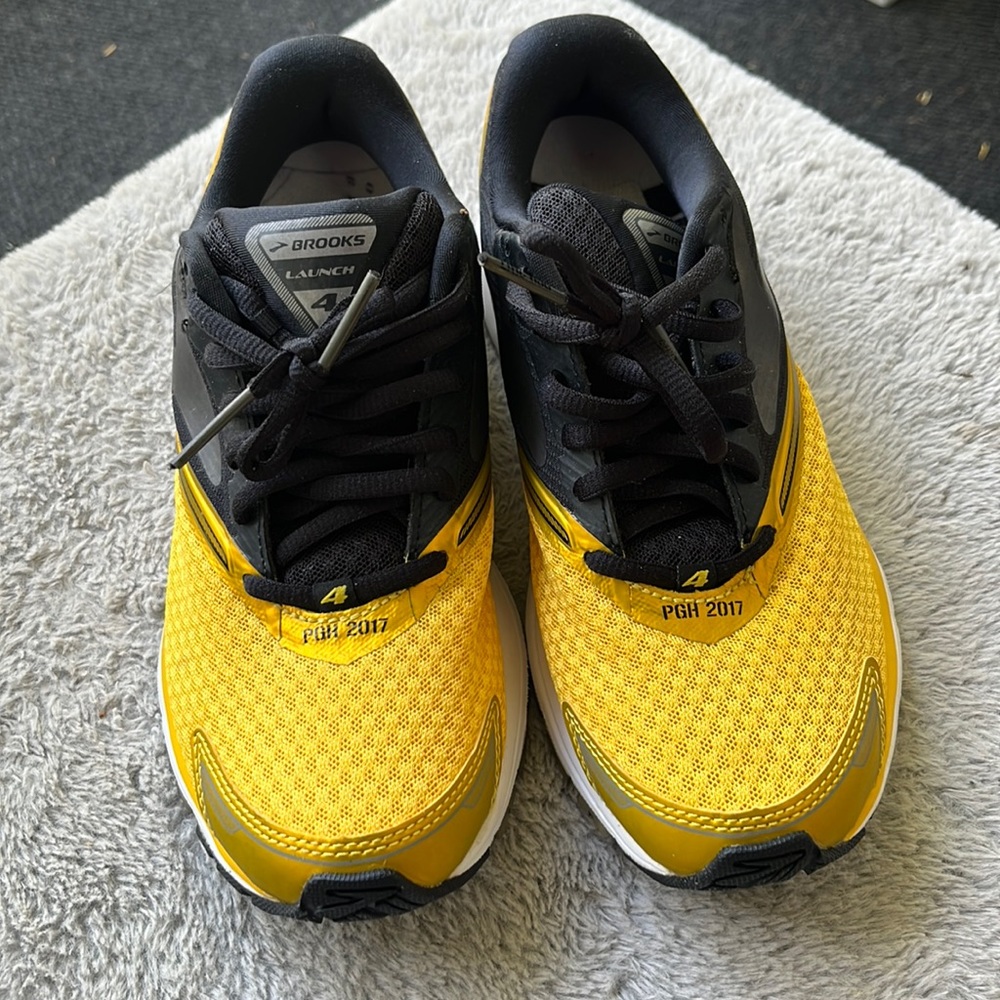 Brooks Launch 4 Sneakers
